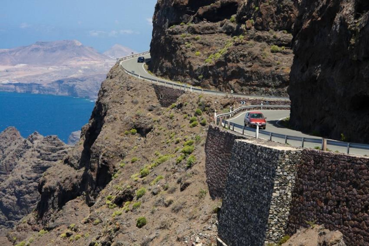 SLUTT: Nå kan verken biler eller sykler ferdes på Gran Canarias fantastiske vestkyst.