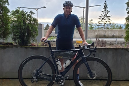 EVENTYRLYSTEN: Jeff Webb er klar for avreise til Kansas i USA. Der skal den tidligere proffsyklisten sykle det 320 kilometer lange Dirty Kanza, som er verdens største grusritt. Foto: Privat EVENTYRLYSTEN: Jeff Webb er klar for avreise til Kansas i USA. Der skal den tidligere proffsyklisten sykle det 320 kilometer lange Dirty Kanza, som er verdens største grusritt. Foto: Privat