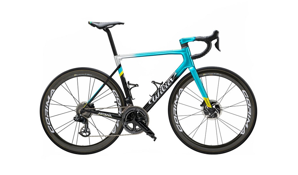 ZERO: Dette blir Astana-lagets nye sykkel for landeveisritt og etapper. Modellen heter Zero SLR.
