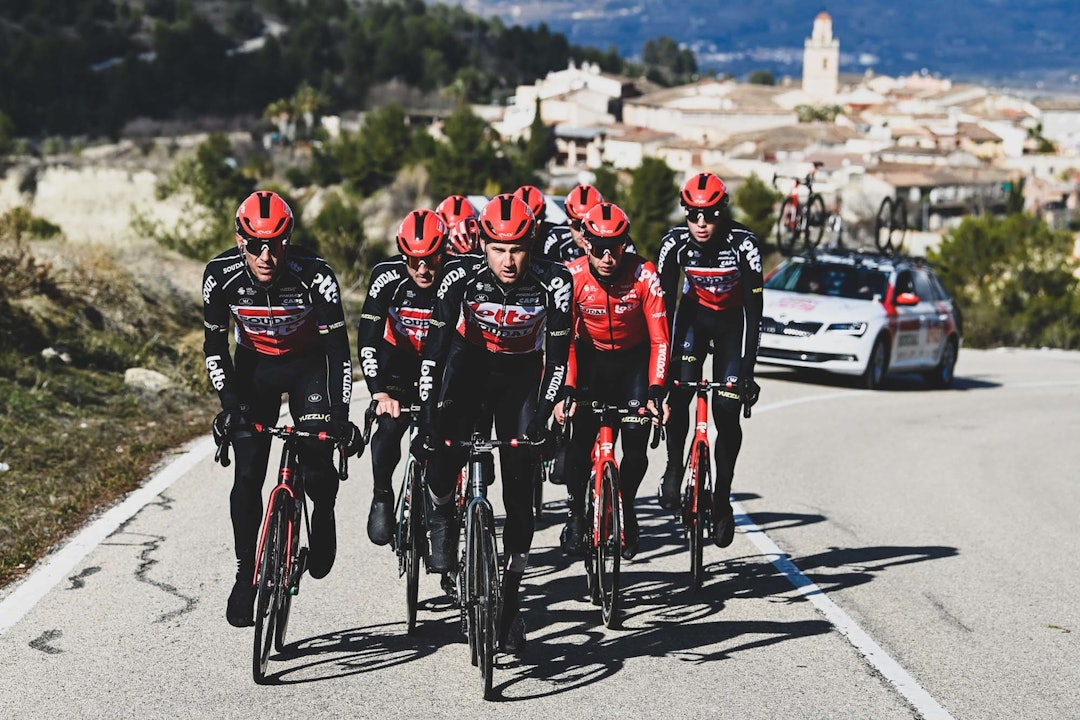 JANUARSAMLING: Philippe Gilbert er akkurat nå på samling på Mallorca. Der lever laget i en boble godt skjult fra omgivelsene. Foto: Cor Vos. philippe-gilbert-1