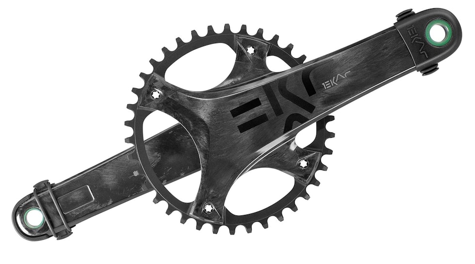 KRANKEN: Selve krankarmene er laget i UD-karbon. Tannhjulet i aluminium. Campagnolo Ekar