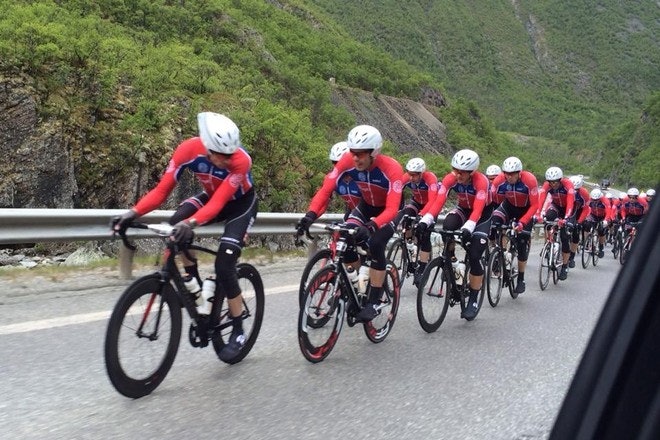 5. FELLESSTART? Så du påstår det finnes kule sykkelritt som ikke går på E6? Foto: SK Rye. 5. FELLESSTART? Så du påstår det finnes kule sykkelritt som ikke går på E6? Foto: SK Rye.