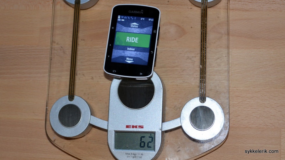 Garmin Edge 520 veier 62 gram. Garmin Edge 520 veier 62 gram.