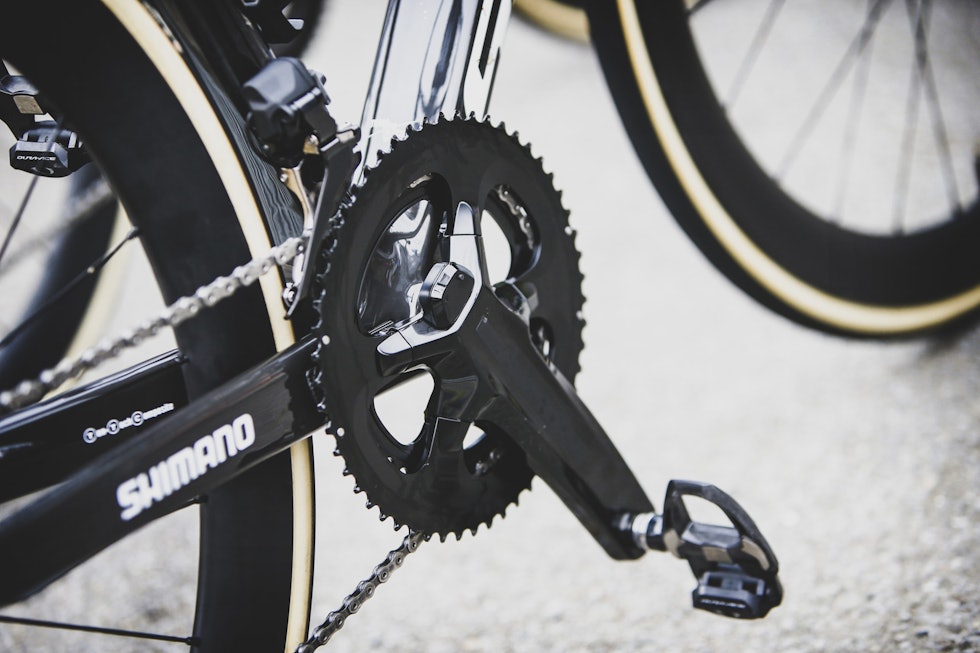 INDUSTRIELL: Den nye kranken leveres med tosidig wattmåling. Utseendet er kantete og grovt. Shimano-Dura-Ace-12-12