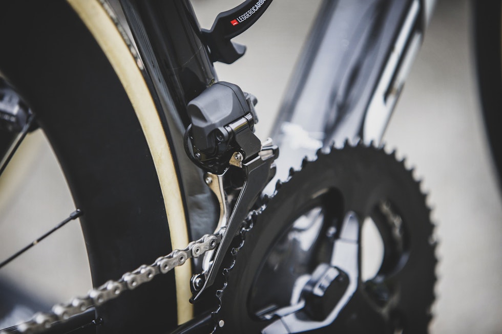 NETT: Frontskifteren er vesentlig mindre enn nåværende generasjon. Shimano-Dura-Ace-12-10