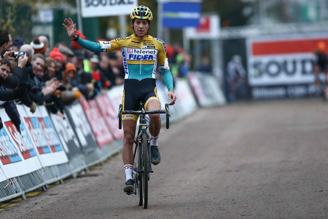 PALLMANN: Tom Meeusen showet som vanlig på hinderne, men det ble med tredjeplassen. Foto: Cor Vos. PALLMANN: Tom Meeusen showet som vanlig på hinderne, men det ble med tredjeplassen. Foto: Cor Vos.