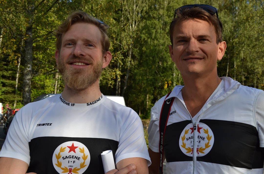 Rittleder Bård Idås fra arrangørklubben Sagene IF Sykkel (til venstre) og Klatrekongens far Martin P. Hoff er godt fornøyd med den første utgaven av åpen finale. Foto: Marcus Liebold Bård Idås - Martin P Hoff - Foto Marcus Liebold