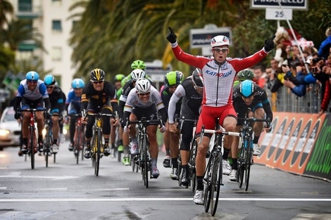 TIDENES FØRSTE: Alexander Kristoff klarte det ingen nordmann hadde klart før ham, nemlig å vinne et monument. Foto: Cor Vos. CORVOS_00022955-014