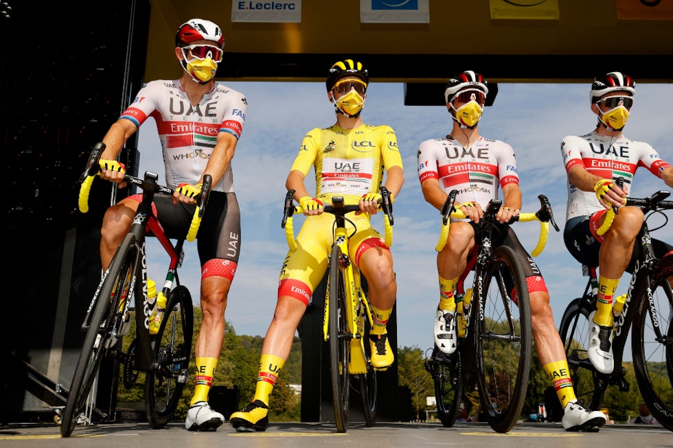 NORSK HJELP: Vegard Stake Laengen (til høyre) var en viktig mann for Pogacar i årets Tour de France, og er tilbake i år. Foto: Cor Vos tadej pogacar tour de france favoritter(3)