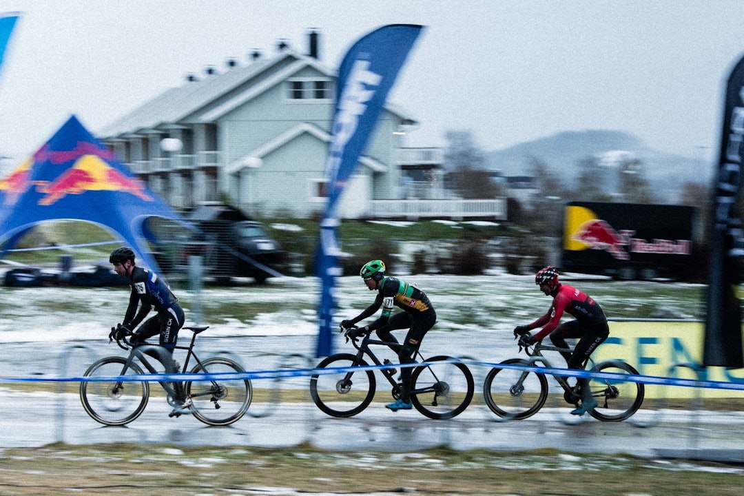 ET ÆRLIG FORSØK: Erik Hægstad utgjorde en farlig trio sammen med Martin Emil Siggerud (t.v.) og Henrik Lunder Ålrust. Erik Hægstad