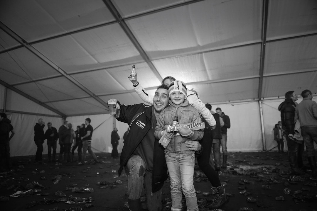 BARN INGEN HINDRING: I Belgia får også de minste være med på festen når rittet er over. BARN INGEN HINDRING: I Belgia får også de minste være med på festen når rittet er over.