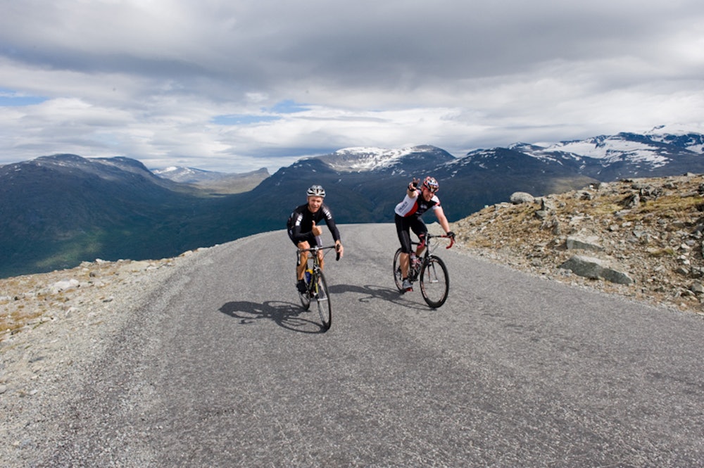 BERYKTET: Klatringen til Juvass er blytung med rundt 20 prosent stigning på enkelte strekk. I år kommer den allerede på første etappe. Foto: Johannes Strand Juvasshytta - Fotograf Johannes Strand 1000x