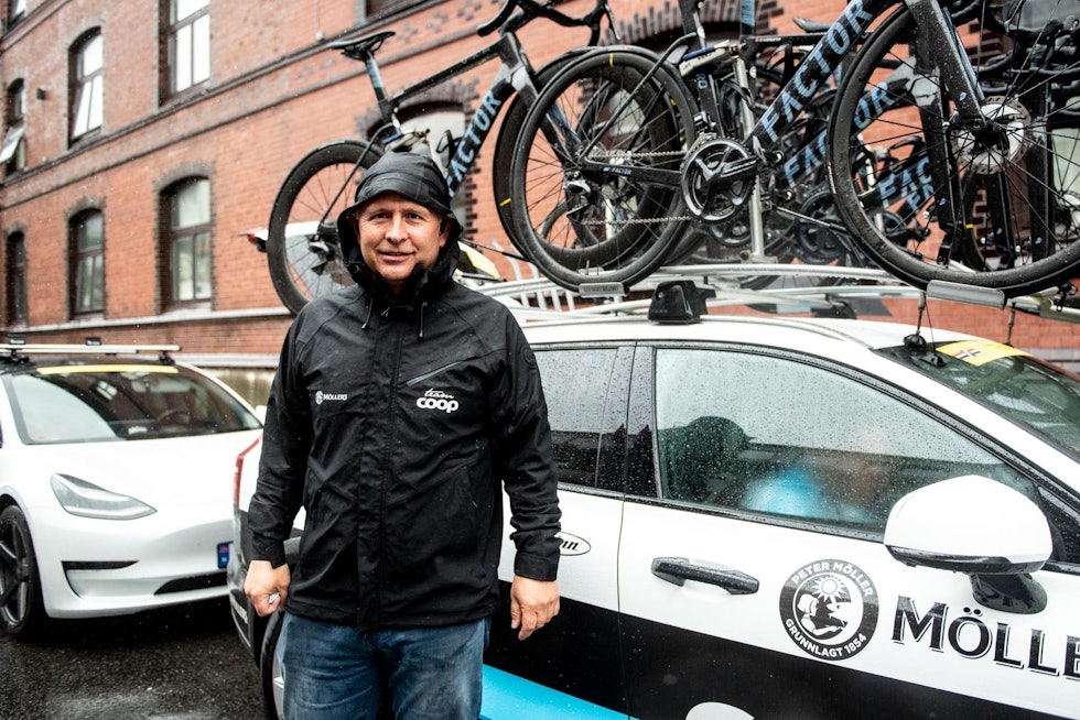 VANT BRONSE: Trener og sportsdirektør Stein Ørn lot seg imponere av hvordan laget løste dagens NM-finale. Foto: Henrik Alpers. Stein-Ørn-1