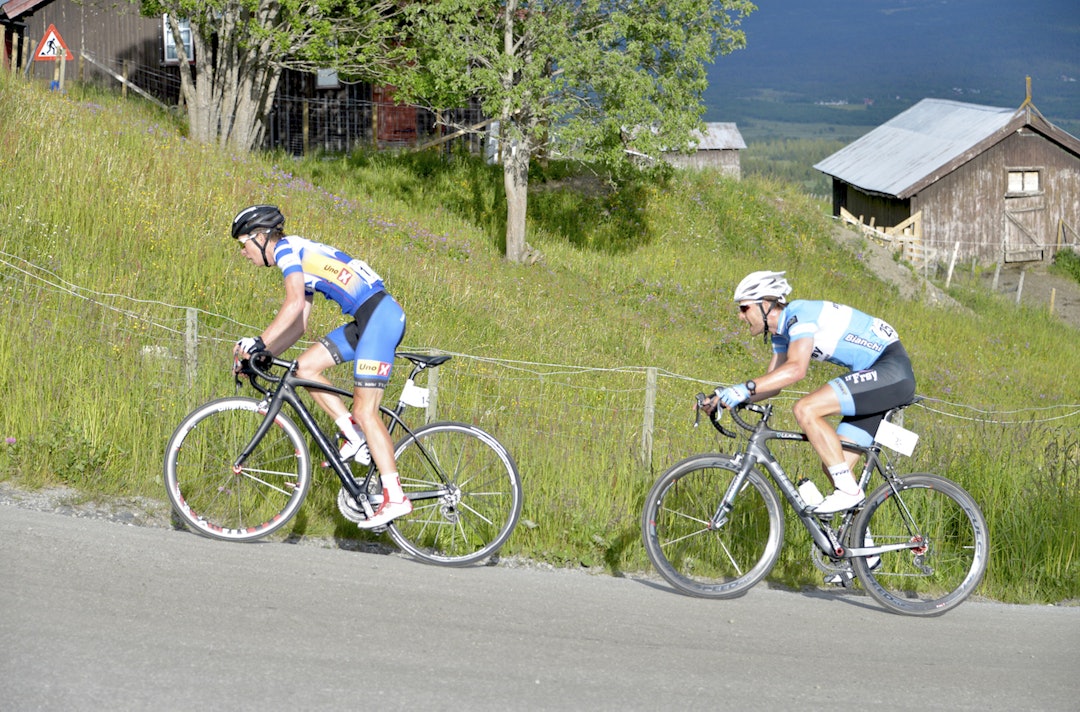 BRATT II: Opp til Solseter under Tour de Hallingdal 2015. Foto: Børge Jensen Jonas Ellingsen - Oddbjørn Klomset Andersen - Stage 4 Børge Jensen 1400x924