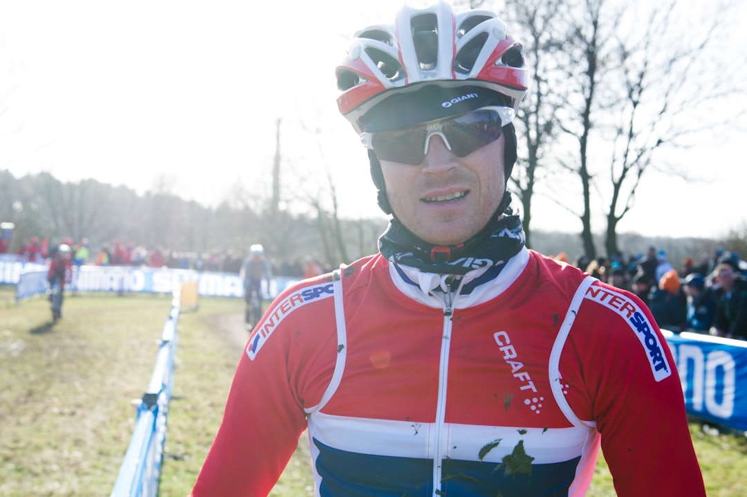 RÅSTERK: VM-deltager Morten Vaeng legger i kveld turen til Sandvika Sykkelkrossarena. Foto: Henrik Alpers RÅSTERK: VM-deltager Morten Vaeng legger i kveld turen til Sandvika Sykkelkrossarena. Foto: Henrik Alpers