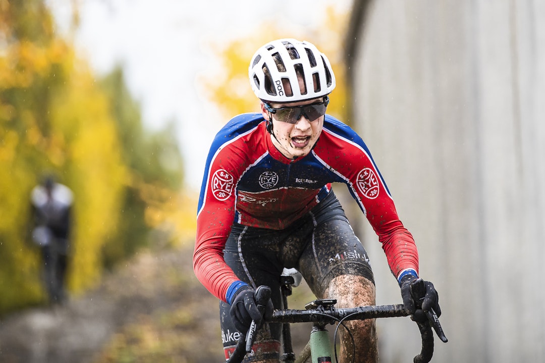 TEKNIKER: Jens Bergmann brukte rundbaneferdighetene til sin fordel i Bjerkekross og fikk revansj for andreplassen i fjor. Foto: Pål Westgaard Jens Bergmann vant Bjerkekross 2019