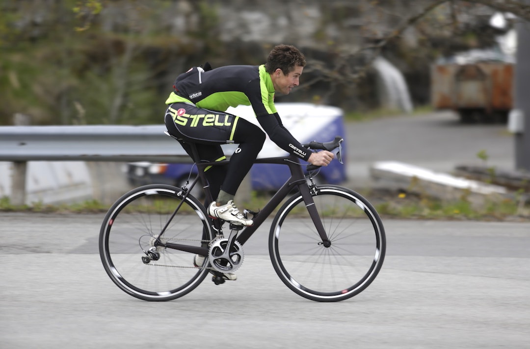 VELUTSTYRT: Eric Nevin stiller på årets fellesstart med utstyret på stell - ny sykkel fra Fara Cycling gir ekstra selvtillit, sier 43-åringen fra Trondheim. Foto: Jeff Webb/Fara Cycling Eric Nevin Fara Cycling - Foto Jeff Webb Fara Cycling 1400x924