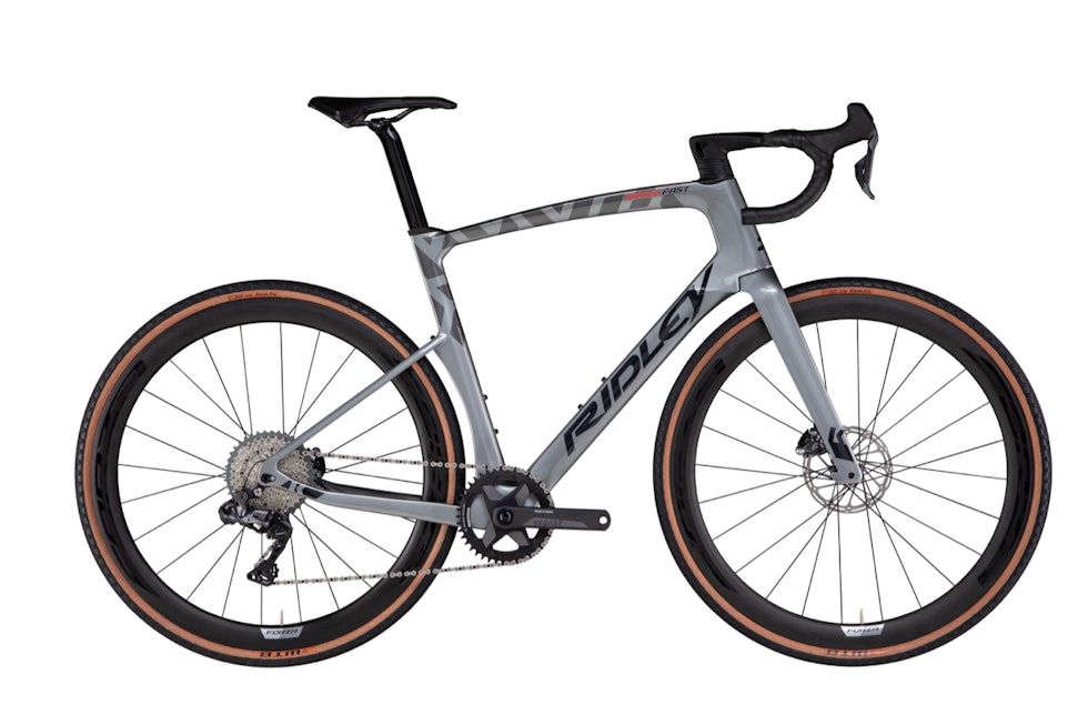 MED DI2: Kanzo Fast kommer med Shimanos GRX-gir. Enten med elektronisk Di2 som her, eller mekanisk. Ridley Kanzo Fast
