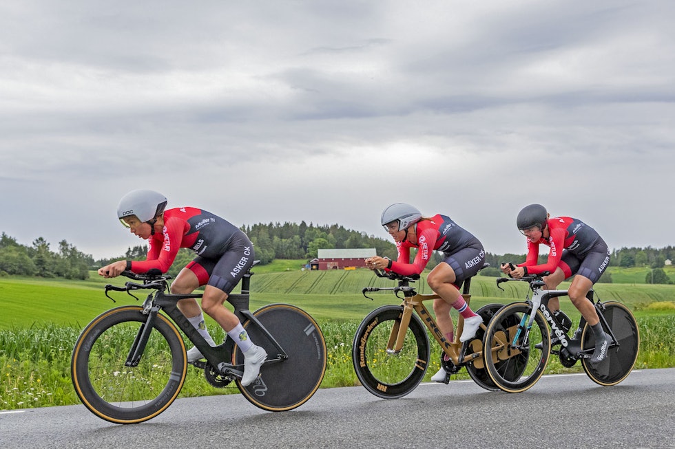LAGTEMPO-NM: Asker CK stilte sterkt i dameklassen på tempo-NM i fjor. Nivået blant klubbene er generelt høyt. Foto: Ola Morken Asker CK lagtempo 2019