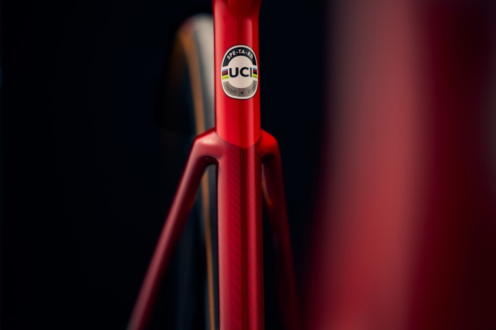 UCI-godkjent klistremerke på Tarmac SL7