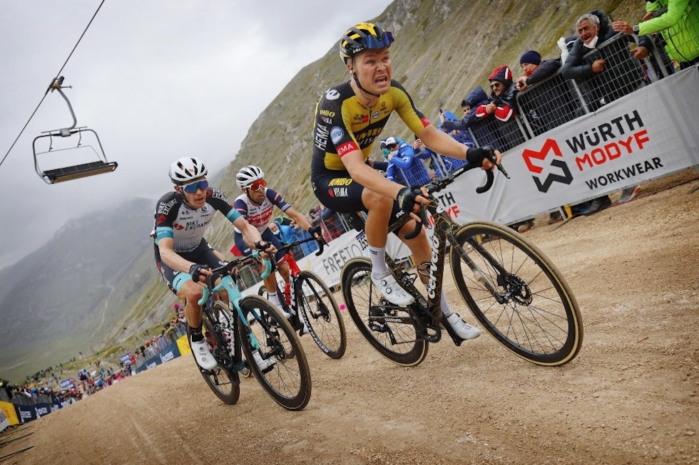 LETTERE: Den nye modellen er lettere ifølge Foss. Det er en fordel i Giro-klatringene. Foto: Cor Vos tobias foss giro d'italia cervélo r5 2