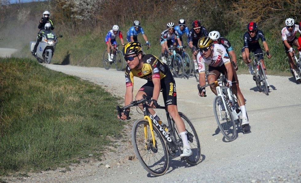 STRADE BIANCHE: Foss fikk testet seg i grusklassikeren tidligere i vår. Foto: Cor Vos tobias foss giro d'italia jumbo-visma 4