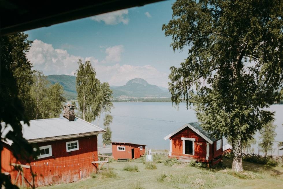 INFLUENCING: Andersnatten er et fotogent motiv. Sykler du denne turen, vil den ruvende veggen prege utsikten din lenge. INFLUENCING: Andersnatten er et fotogent motiv. Sykler du denne turen, vil den ruvende veggen prege utsikten din lenge.