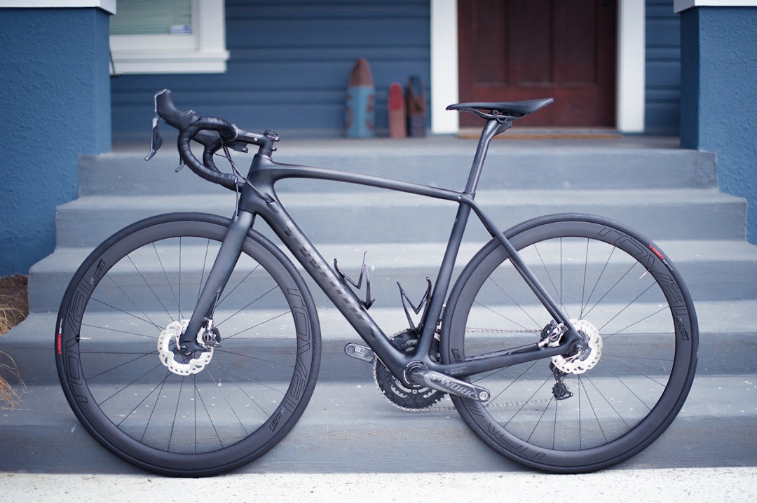 INNAFOR: Specialized Tarmac Disc ble lansert i 2014, men konservative europeere har nølt med å kjøpe den. Foto: Henrik Alpers. INNAFOR: Specialized Tarmac Disc ble lansert i 2014, men konservative europeere har nølt med å kjøpe den. Foto: Henrik Alpers.