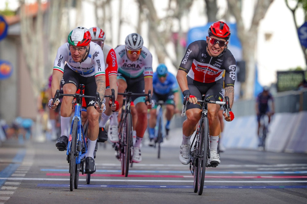 SNYTT IGJEN: Nok en gang måtte Giacomo Nizzolo se etappeseieren ryke. Foto: Cor Vos giro d'italia caleb ewan giacomo nizzoli