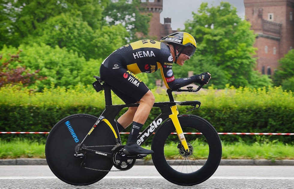 RASK: Tobias Foss viste verdensklasse på åpningstempoen i Giroen. Foto: Cor Vos tobias foss giro d'italia tempo 2021