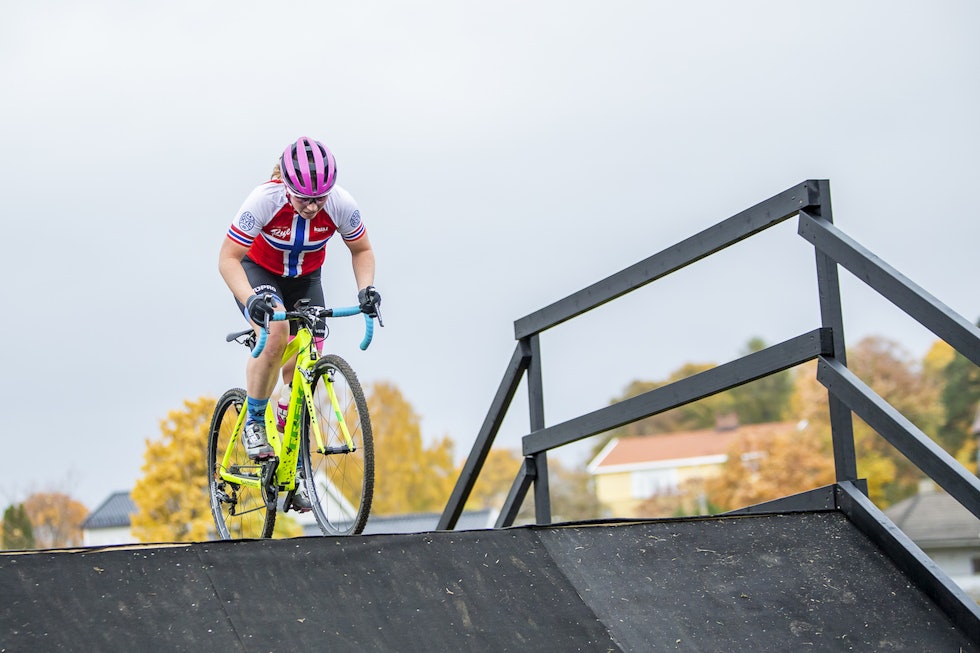Elisabeth Sveum bridge - Superpokal Voldsløkka 2018 - Pål Westgaard 1400x933 Elisabeth Sveum bridge - Superpokal Voldsløkka 2018 - Pål Westgaard 1400x933