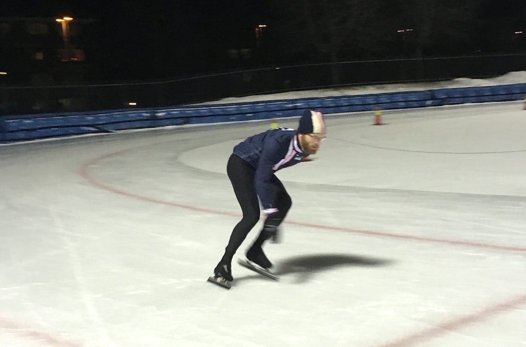 RUNDE PÅ RUNDE: Lengdeløp er en tidseffektiv treningsform og et viktig supplement til innetreningen for Lars Blesvik, som er kaptein i Holmenkollen CK. Foto: Privat Lars Blesvik lengdeløp Frogner Stadion 2016 privat 1400x924