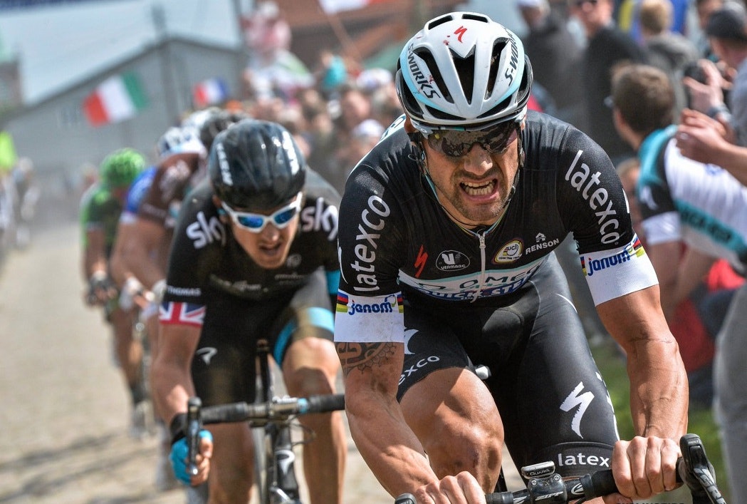 KLASSIKERSKJEGG: Tom Boonen kjører selvsagt med skjegg i klassikerne. Foto: Cor Vos. KLASSIKERSKJEGG: Tom Boonen kjører selvsagt med skjegg i klassikerne. Foto: Cor Vos.