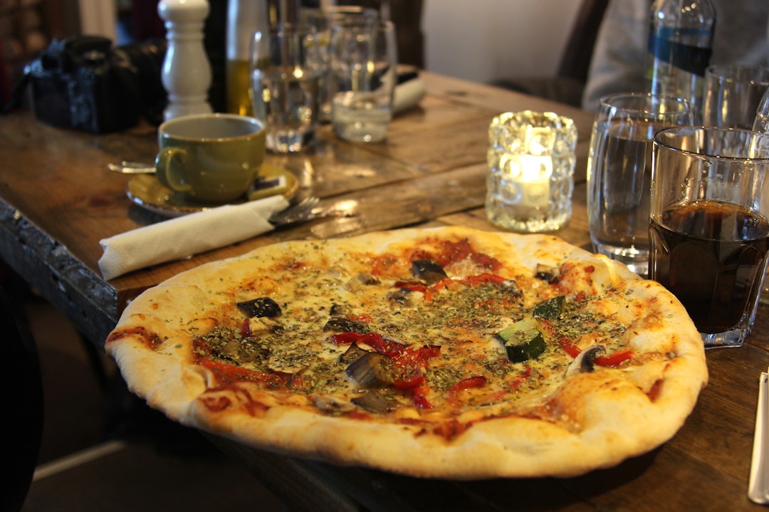KARBO er viktig etter trening. Pepe Nero skuffet ikke. Foto: Ingeborg Scheve Pepe Nero pizza 1400x933