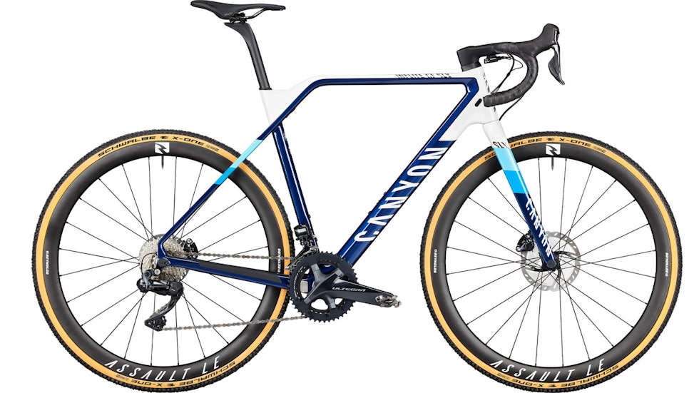 TOPPMODELLEN: Vil du ha samme modell som Mathieu van der Poel eller Ceylin del Carmen Alvarado må ut med 54999 kroner. Ikke spør oss hvorfor kjedet er på lilleskiva. canyon inflite clx 9 team