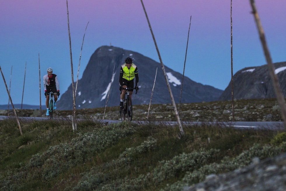 Jotunheimen Rundt 2018 Foto: Per-Eivind Syvertsen Jotunheimen Rundt 2018 dawn - Per-Eivind Syvertsen