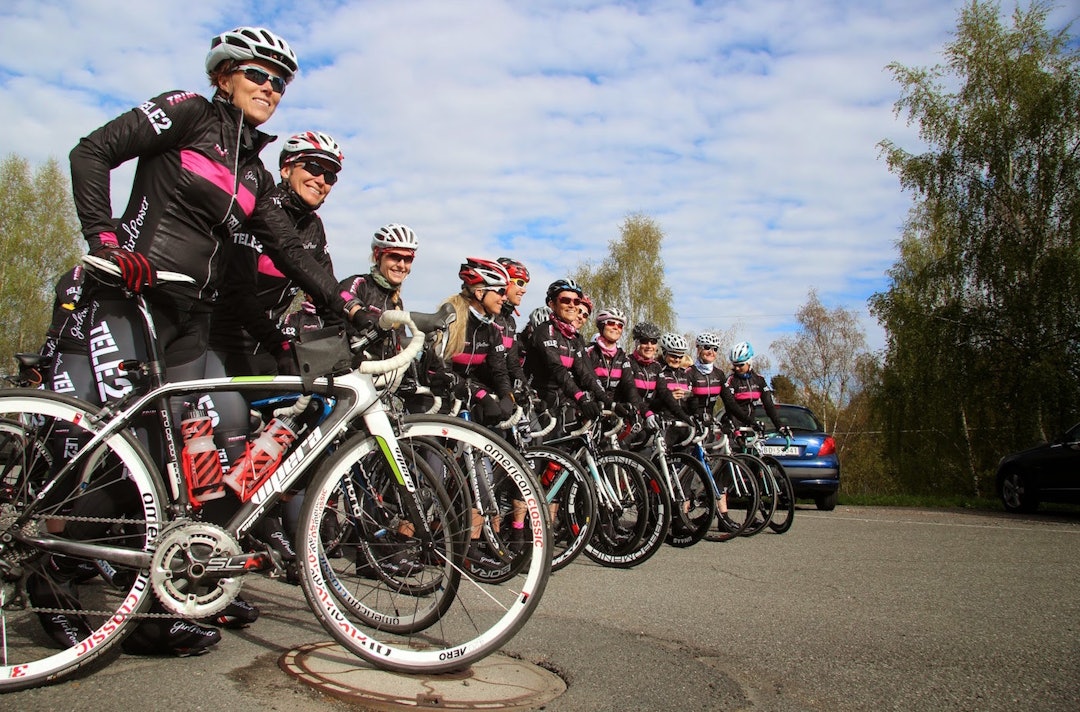 Treningsfellesskapet og samholdet er noe av det viktigste med Styrkeprøven, mener jentene i Team GirlPower, som syklet lagkonkurransen fra Trondheim i 2014. Foto: Kjetil Skogli Team GirlPower Kjetil Skogli 1400x924