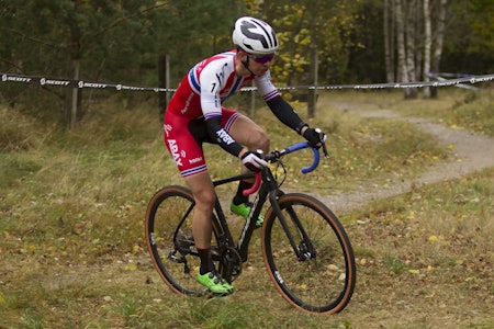 EM-KLAR: Fredrik Haraldseth er en av fire norske som sykler kross-EM i Nantes i Frankrike på søndag. Foto: Pål Westgaard EM-KLAR: Fredrik Haraldseth er en av fire norske som sykler kross-EM i Nantes i Frankrike på søndag. Foto: Pål Westgaard