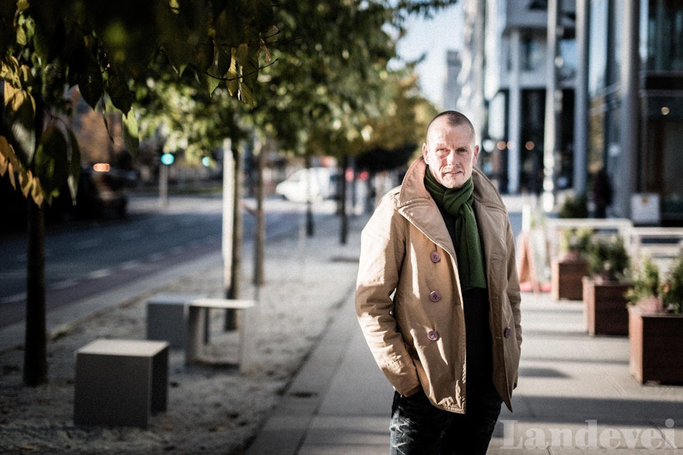 I SIVIL: Michael Rasmussen i Oslo, senhøsten 2017. Fysikken er nesten den samme, og fortsatt er han like tydelig i talen. Foto: Henrik Alpers. I SIVIL: Michael Rasmussen i Oslo, senhøsten 2017. Fysikken er nesten den samme, og fortsatt er han like tydelig i talen. Foto: Henrik Alpers.