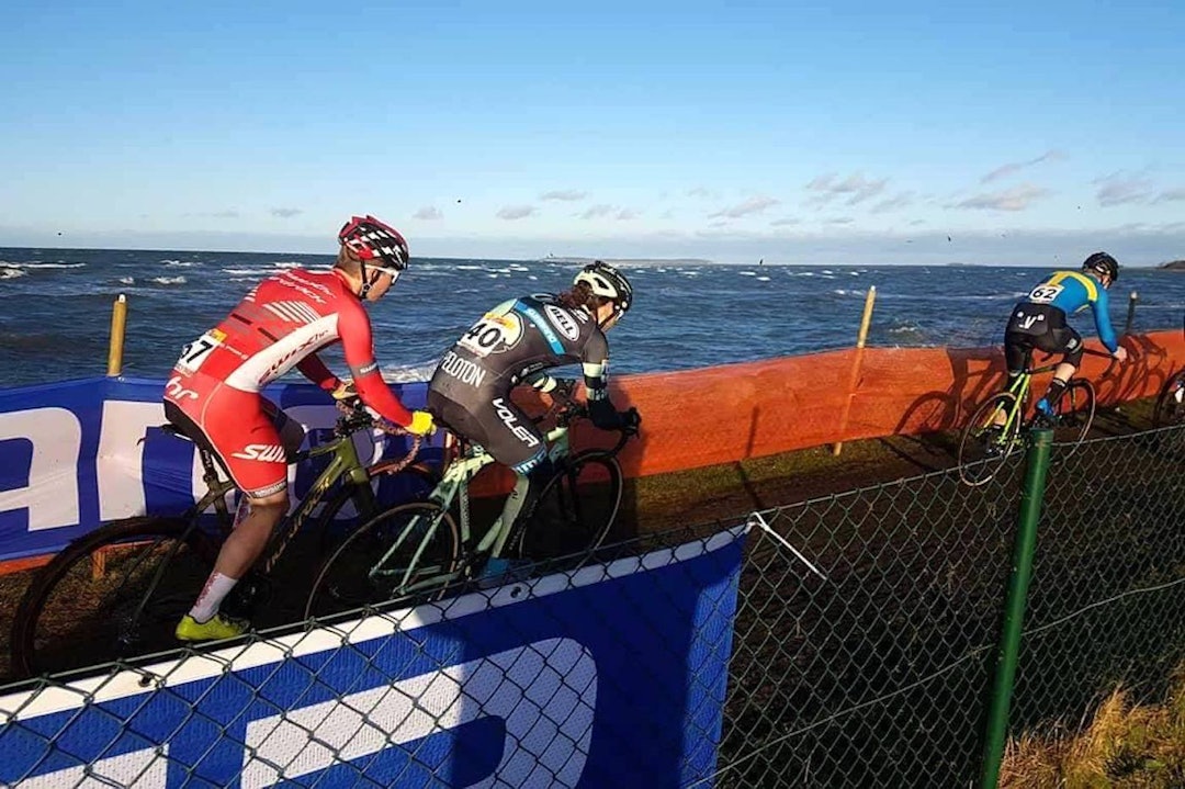 MERSMAK: Fredrik Haraldseth ble beste norske i menn elite med 47.plass og gleder seg til VM på samme sted neste sesong. Foto: Bjørn Haraldseth Fredrik Haraldseth - WC Bogense CX Nov 19-17 - Foto Bjørn Haraldseth 1400x933