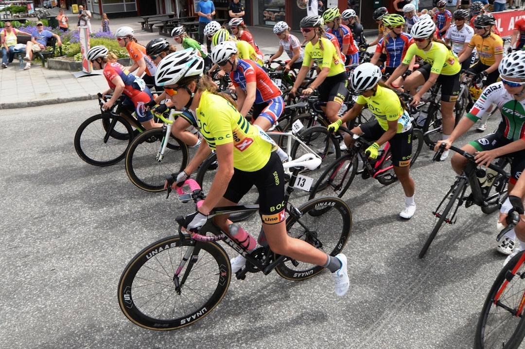 PROFF: Det var innsatsen under Tour de Hallingdal i juli der hun ble nummer tre sammenlagt som gjorde det avgjørende utslaget for kontrakten med Hitec for Line Marie Gulliksen. Foto: Ingeborg Scheve Line Marie Gulliksen i Tour de Hallingdal 2017 - Foto Ingeborg Scheve 1400x933