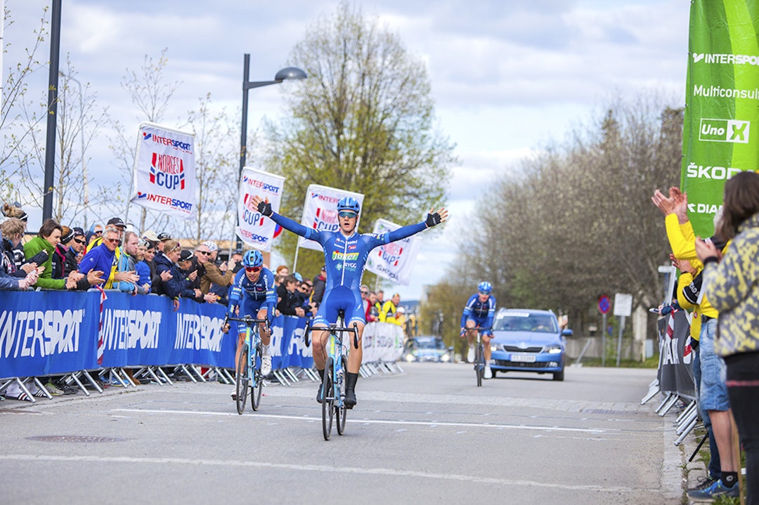 TRIPPEL-SEIER: Det ble storeslem til Joker i fjor, men laget er ikke påmeldt i år. Foto: Pål Westgaard Gylne Gutuer 2016 2 - Foto Pål Westgaard 1400x933