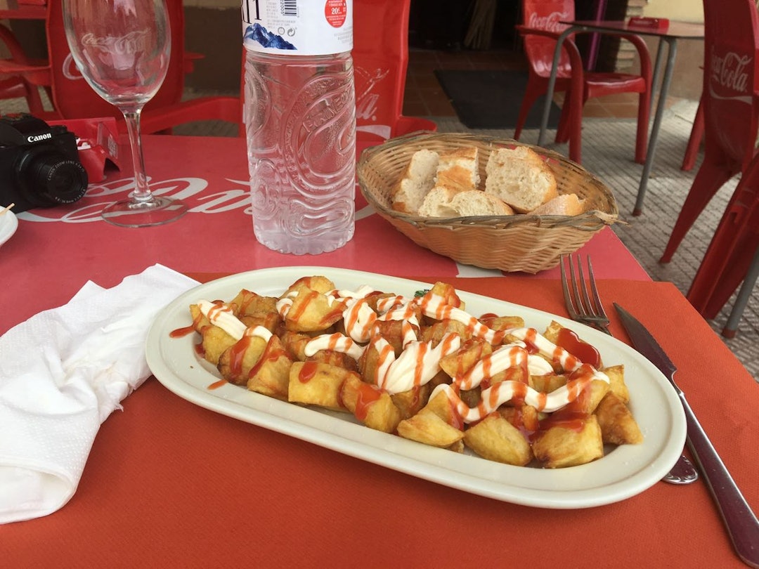 POTET: At Norge kalles for potet-land er ikke helt rettferdig overfor Spania. De elsker sine patatas bravas i Spania.