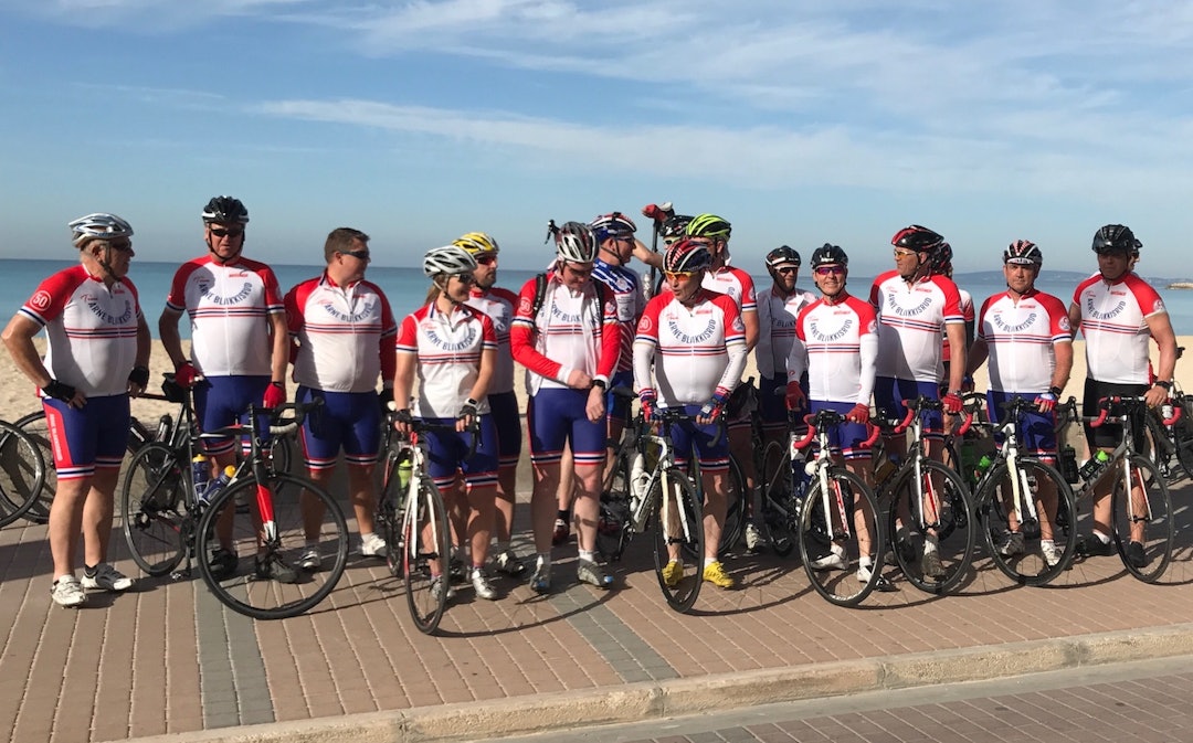 EGET LAG: Team Arne Blakkisrud under treningssamling på Mallorca i vinter. Foto: Privat Mallorca samling 2017 Blakkisrud - Privat 1400x873