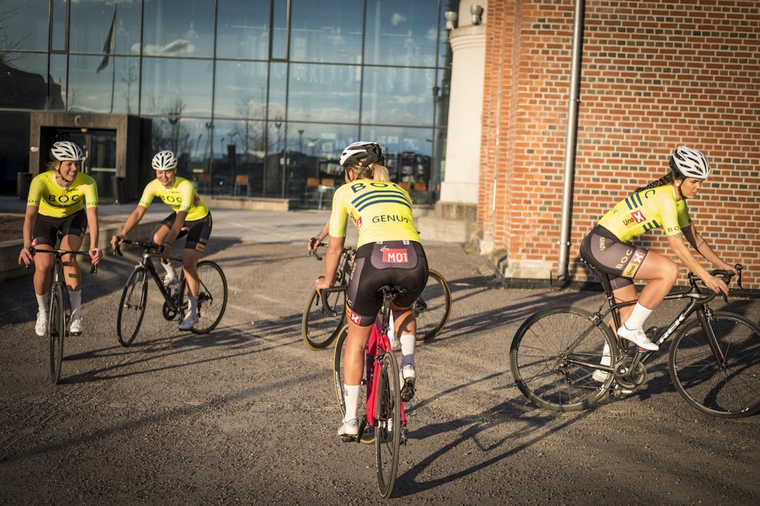 SAMHOLD: Lagkomponenten er viktig for BOC-jentene, som bygger laget med tålmodighet. Foto: Arjan Boldingh BOC April 2017 - Foto Arjan Boldingh 1400x933