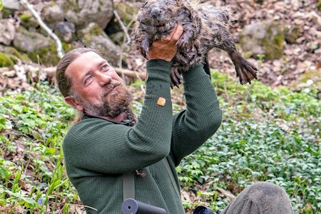 Det kan nesten virke som om jegerne er nedprioritert hos politiet, skriver redaktør Åsgeir Størdal. Lang behandlingstid våpensøknad