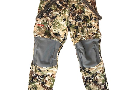 SITKA TIMERLINE PANTS: En Sitka bukse som skiller seg ut fra flokken av friluftsbukser, men det er nok lurt å prøve passform før kjøp. Test av Sitka Timberline bukse pants
