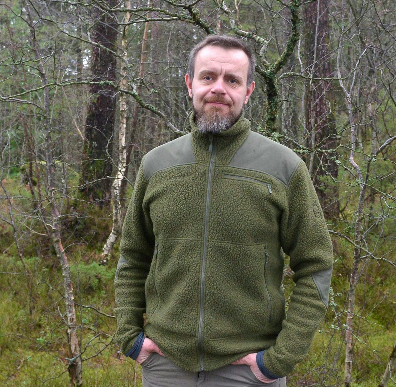 BAMSEKOS: Norrøna Finnskogen warm2 er utsøkt behagelig og varm. Ferdig snakka. Foto: Hanna Amalie Danielsen Jeger ikledd Norrøna Finnskogen warm2 jakke