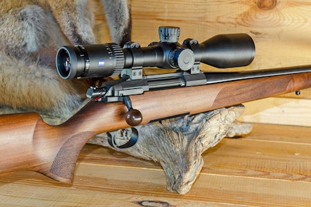 Solid stål: Selv om navnet minner om en 80-tallsfilm, er Steel Action moderne, tysk ingeniørkunst. Steel Action HS rettrekker rifle test