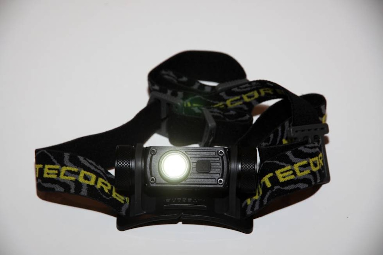 Nitecore HC60 er en meget bra og anvendelig hodelykt med mange valgmuligheter.   Foto: C. Hemmingby Nitecore HC60